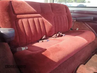 1987 Chevrolet Blazer z VIN 1GNEV18C0HF122644, wystawiony jako Copart lot #60716955 z przebiegiem 69 232 mil mil oraz Czysty tytuł • Clean title. Historia ofert i sprzedaży dostępna na DreamBid. Obrazek 10.