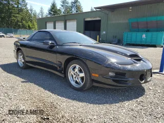 2002 Pontiac Firebird Formula z VIN 2G2FV22G522134431, wystawiony jako Copart lot #56423935 z przebiegiem 46 100 mil mil oraz Szkoda całkowita • Salvage title. Historia ofert i sprzedaży dostępna na DreamBid. Obrazek 4.