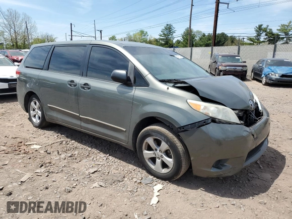 2012 Toyota Sienna z VIN 5TDKA3DCXCS010810, wystawiony jako Copart lot #54872735 z przebiegiem 188 973 mil mil oraz Szkoda całkowita • Salvage title. Historia ofert i sprzedaży dostępna na DreamBid. Obrazek 4.