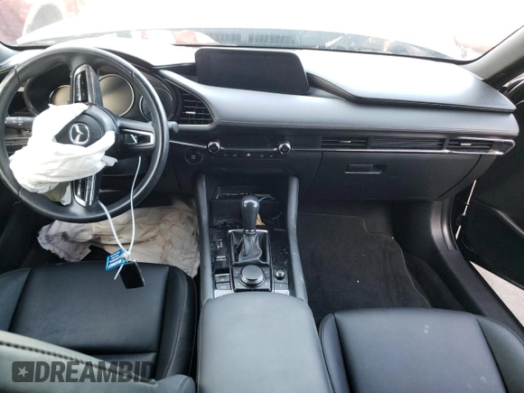 2019 Mazda Mazda3 Hatchback w/Preferred Pkg with VIN JM1BPAMM7K1118633, listed as a Copart auction lot 69500172 with 0 mi miles. Bid and sale history available at carsss.com. Image 8.