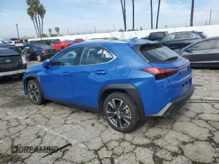 2022 Lexus UX 200 with VIN JTHX3JBH0N2049742, listed as a Copart auction lot 43215465 with 18,728 mi miles and Salvage title. Bid and sale history available at DreamBid. Image 2.