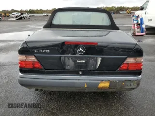 1995 Mercedes-Benz E Class with VIN WDBEA66E8SC239370, listed as a Copart auction lot 79059564 with 119,074 mi miles and Salvage Title. Bid and sale history available at carsss.com. Image 6.