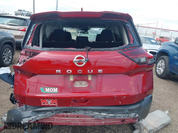 2021 Nissan Rogue S z VIN 5N1AT3AAXMC833809, wystawiony jako IAAI lot #42044452 z przebiegiem 60 880 mil mil oraz . Historia ofert i sprzedaży dostępna na DreamBid. Obrazek 17.