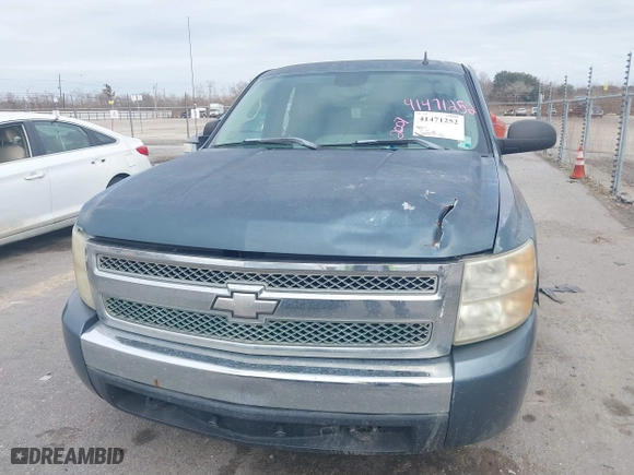 2007 Chevrolet Silverado 1500 LT w/1LT with VIN 1GCEC19J37Z506569, listed as a IAAI auction lot 41471252 with 258,178 mi miles. Bid and sale history available at carsss.com. Image 6.