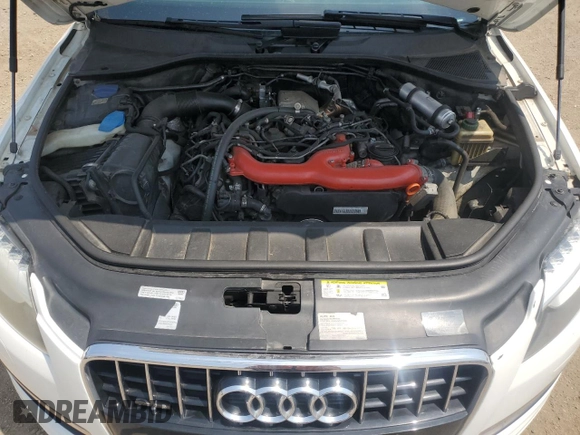 2011 Audi Q7 Prestige with VIN WA1WMAFE8BD001068, listed as a Copart auction lot 59710825 with 128,222 mi miles and Salvage title. Bid and sale history available at DreamBid. Image 11.
