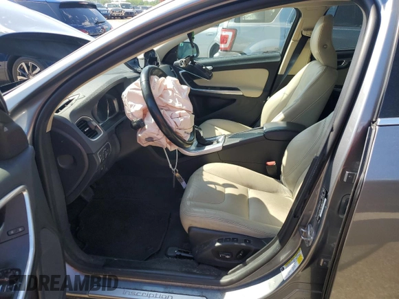 2018 Volvo S60 Inscription с VIN LYV402TK2JB161884, выставлен на аукционе Copart как лот 52506674 с пробегом 91 954 миль миль и Списание • Salvage title. История ставок и продаж доступна на DreamBid. Изображение 7.