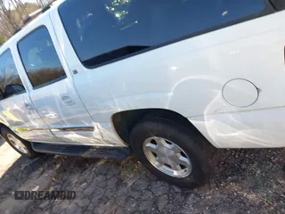 2004 GMC Yukon XL SLT with VIN 3GKEC16Z34G260469, listed as a IAAI auction lot 41557188 with 203,233 mi miles. Bid and sale history available at carsss.com. Image 14.