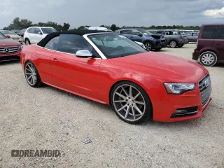 2014 Audi S5 Premium Plus z VIN WAUCGAFH5EN015371, wystawiony jako Copart lot #74150454 z przebiegiem Nie podano mil oraz Szkody całkowita. Historia ofert i sprzedaży dostępna na DreamBid. Obrazek 4.