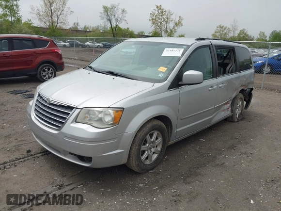 2010 Chrysler Town & Country Touring with VIN 2A4RR5D14AR271397, listed as a IAAI auction lot 42181231 with 200,547 mi miles and . Bid and sale history available at DreamBid. Image 17.