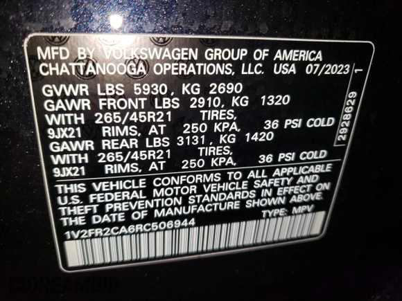 2024 Volkswagen Atlas SEL Premium R-Line with VIN 1V2FR2CA6RC506944, listed as a Copart auction lot 84018054 with 5,616 mi miles and Clean title. Bid and sale history available at DreamBid. Image 13.