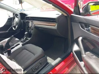 2022 Volkswagen Passat 2.0T Limited Edition with VIN 1VWBA7A30NC010134, listed as a IAAI auction lot 42052451 with 24,923 mi miles. Bid and sale history available at carsss.com. Image 5.