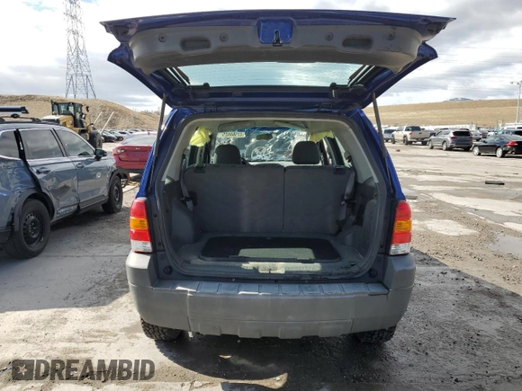2005 Ford Escape XLS with VIN 1FMCU92Z25KB84124, listed as a Copart auction lot 49141705 with Not provided miles and Salvage title. Bid and sale history available at DreamBid. Image 6.