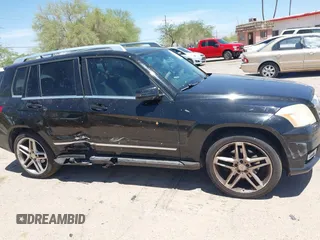 2011 Mercedes-Benz GLK 350 z VIN WDCGG8HB2BF632782, wystawiony jako IAAI lot #42296275 z przebiegiem 176 877 mil mil oraz . Historia ofert i sprzedaży dostępna na DreamBid. Obrazek 12.