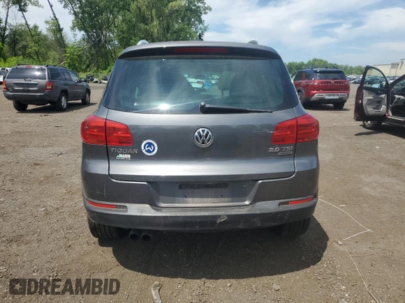 2013 Volkswagen Tiguan SE with VIN WVGBV7AX1DW009495, listed as a Copart auction lot 62289675 with Not provided miles and Salvage title. Bid and sale history available at DreamBid. Image 6.