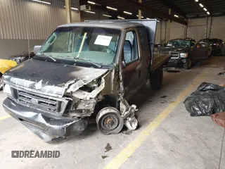 2003 Ford Econoline Passenger XL z VIN 1FBSS31L73HA80114, wystawiony jako IAAI lot #42258946 z przebiegiem 55 702 mil mil oraz . Historia ofert i sprzedaży dostępna na DreamBid. Obrazek 17.