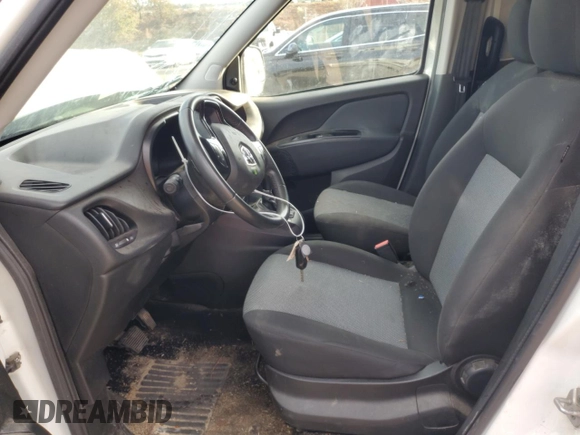 2016 Ram ProMaster City Cargo Tradesman z VIN ZFBERFAT2G6C74160, wystawiony jako Copart lot #76048003 z przebiegiem 102 522 mil mil oraz Szkoda całkowita • Salvage title. Historia ofert i sprzedaży dostępna na DreamBid. Obrazek 7.
