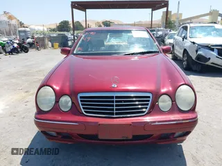 2001 Mercedes-Benz E 320 z VIN WDBJF65J31B357006, wystawiony jako IAAI lot #42428345 z przebiegiem 103 239 mil mil oraz . Historia ofert i sprzedaży dostępna na DreamBid. Obrazek 12.
