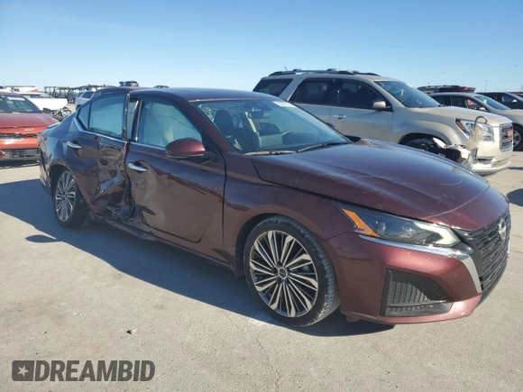 2023 Nissan Altima SL with VIN 1N4BL4EV8PN423424, listed as a Copart auction lot 83678134 with 21,058 mi miles and Salvage Title. Bid and sale history available at DreamBid. Image 4.