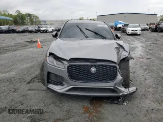 2023 Jaguar F-Pace S z VIN SADCJ2EX6PA716406, wystawiony jako Copart lot #52357865 z przebiegiem 29 535 mil mil oraz Szkody całkowita. Historia ofert i sprzedaży dostępna na DreamBid. Obrazek 5.