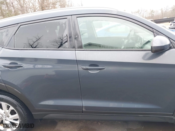 2020 Hyundai Tucson Value with VIN KM8J3CA47LU226897, listed as a IAAI auction lot 41662826 with 32,280 mi miles. Bid and sale history available at carsss.com. Image 14.