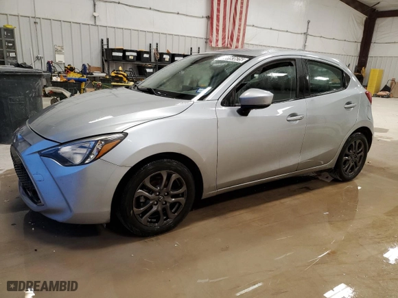 2020 Toyota Yaris Hatchback LE with VIN 3MYDLBJV4LY706379, listed as a Copart auction lot 88893625 with 84,335 mi miles and Clean Title. Bid and sale history available at carsss.com. Image 1.