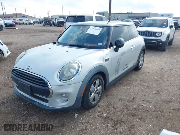2017 MINI Hardtop Cooper z VIN WMWXP5C35H3C64595, wystawiony jako IAAI lot #42078919 z przebiegiem 93 141 mil mil oraz . Historia ofert i sprzedaży dostępna na DreamBid. Obrazek 2.