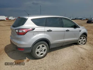 2018 Ford Escape S z VIN 1FMCU0F73JUD50086, wystawiony jako Copart lot #65004825 z przebiegiem Nie podano mil oraz Szkoda całkowita • Salvage title. Historia ofert i sprzedaży dostępna na DreamBid. Obrazek 3.