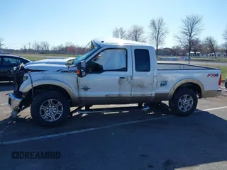2012 Ford F-250 XL z VIN 1FT7X2BT7CEA65271, wystawiony jako IAAI lot #41892731 z przebiegiem Nie podano mil oraz . Historia ofert i sprzedaży dostępna na DreamBid. Obrazek 13.
