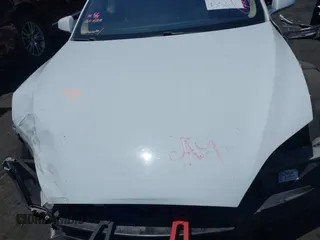 2014 Tesla Model S 60 с VIN 5YJSA1H17EFP40534, выставлен на аукционе IAAI как лот 42346697 с пробегом 203 166 миль миль и . История ставок и продаж доступна на DreamBid. Изображение 10.