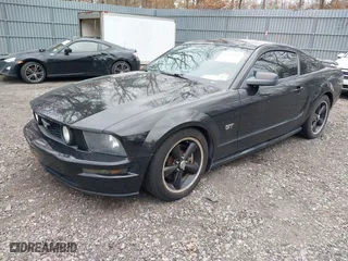 2006 Ford Mustang GT Deluxe with VIN 1ZVFT82H165146063, listed as a IAAI auction lot 41713883 with 188,850 mi miles. Bid and sale history available at carsss.com. Image 17.