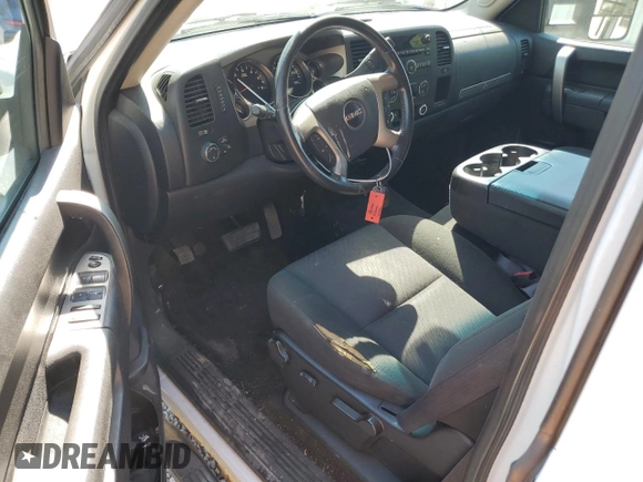 2011 GMC Sierra 1500 SLE z VIN 1GTR2VE33BZ374439, wystawiony jako Copart lot #59392784 z przebiegiem 180 828 mil mil oraz Szkoda całkowita • Salvage title. Historia ofert i sprzedaży dostępna na DreamBid. Obrazek 8.