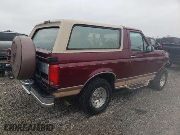 1996 Ford Bronco Custom with VIN 1FMEU15H7TLB67016, listed as a Copart auction lot 43911765 with 150,183 mi miles and Salvage Title. Bid and sale history available at DreamBid. Image 3.