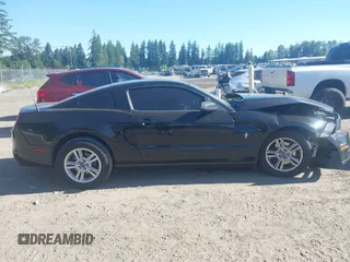 2013 Ford Mustang V6 with VIN 1ZVBP8AM3D5269846, listed as a IAAI auction lot 42460827 with 80,934 mi miles and . Bid and sale history available at DreamBid. Image 12.