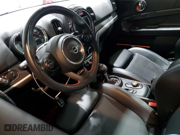 2019 MINI Countryman Cooper S with VIN WMZYT5C56K3J88152, listed as a Copart auction lot 83868844 with 46,229 mi miles and Salvage Title. Bid and sale history available at carsss.com. Image 7.