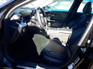 2022 Mercedes-Benz C 300 with VIN W1KAF4GB8NR054768, listed as a Copart auction lot 54647124 with 2,769 mi miles and Clean Title. Bid and sale history available at DreamBid. Image 7.