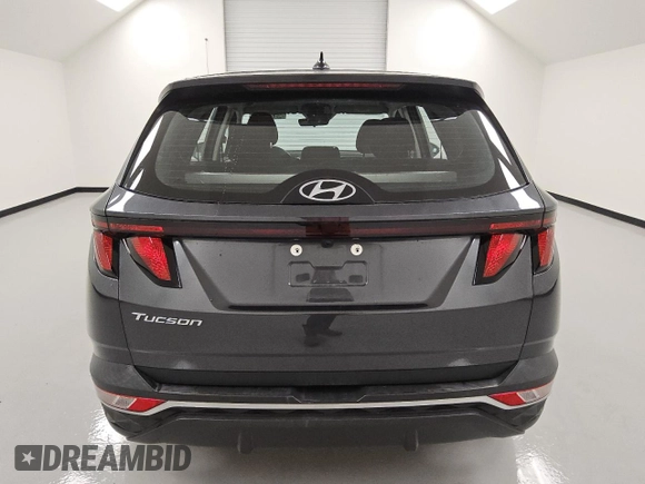 2022 Hyundai Tucson SE with VIN 5NMJA3AE1NH111631, listed as a Copart auction lot 45758095 with 43,426 mi miles and Clean Title. Bid and sale history available at carsss.com. Image 6.