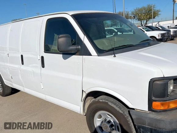 2013 Chevrolet Express Cargo Van with VIN 1GCWGGBA9D1189008, listed as a Copart auction lot 50531525 with 199,575 mi miles and Clean Title. Bid and sale history available at carsss.com. Image 1.