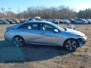 2023 Hyundai Elantra SEL z VIN 5NPLS4AG8PH118207, wystawiony jako IAAI lot #41339008 z przebiegiem 13 181 mil mil oraz . Historia ofert i sprzedaży dostępna na DreamBid. Obrazek 13.