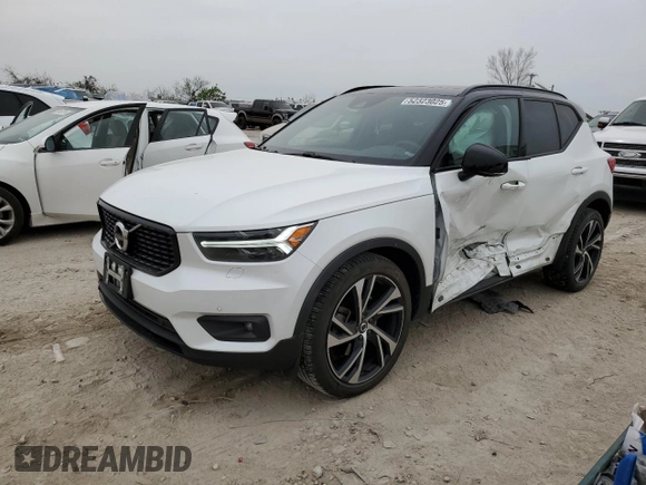 2022 Volvo XC40 R-Design с VIN YV4162UM1N2648449, выставлен на аукционе Copart как лот 52323025 с пробегом 34 574 миль миль и Списание • Salvage title. История ставок и продаж доступна на DreamBid. Изображение 1.