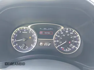 2017 Infiniti QX60 with VIN 5N1DL0MN7HC561106, listed as a IAAI auction lot 41768919 with 112,377 mi miles. Bid and sale history available at carsss.com. Image 7.