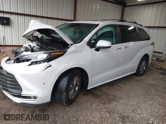 2024 Toyota Sienna XLE z VIN 5TDYRKEC3RS190684, wystawiony jako IAAI lot #41853725 z przebiegiem 58 343 mil mil oraz . Historia ofert i sprzedaży dostępna na DreamBid. Obrazek 16.