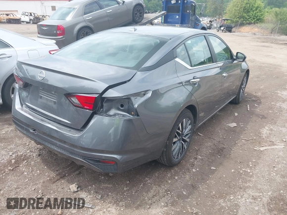 2025 Nissan Altima SV with VIN 1N4BL4DV3SN359030, listed as a IAAI auction lot 42120321 with 5,619 mi miles. Bid and sale history available at carsss.com. Image 4.