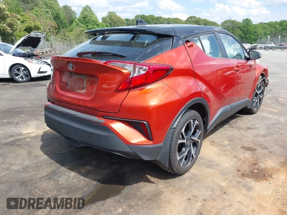 2020 Toyota C-HR LE z VIN NMTKHMBX9LR107762, wystawiony jako IAAI lot #42158899 z przebiegiem 90 313 mil mil oraz . Historia ofert i sprzedaży dostępna na DreamBid. Obrazek 4.