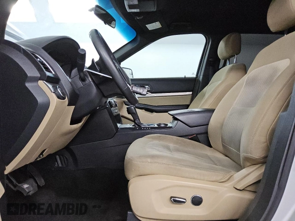 2017 Ford Explorer with VIN 1FM5K7BHXHGA60491, listed as a Copart auction lot 50534785 with 118,024 mi miles and Clean Title. Bid and sale history available at DreamBid. Image 7.