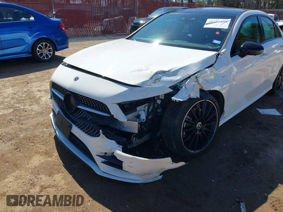 2019 Mercedes-Benz A 220 with VIN WDD3G4FB5KW026009, listed as a IAAI auction lot 41587435 with 40,950 mi miles and . Bid and sale history available at DreamBid. Image 6.