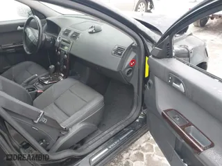 2007 Volvo V50 2.4L with VIN YV1MW382872316147, listed as a IAAI auction lot 41547724 with 275,033 mi miles. Bid and sale history available at carsss.com. Image 5.