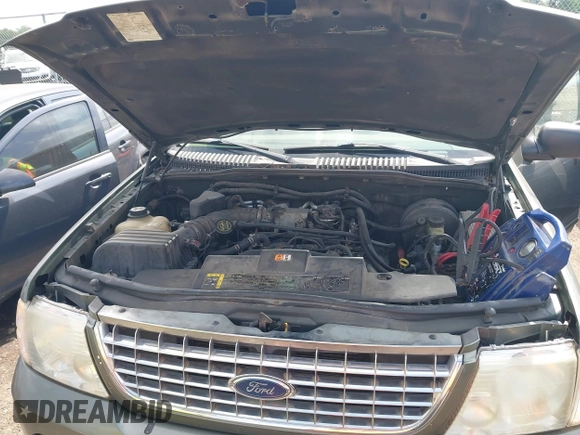 2004 Ford Explorer XLT z VIN 1FMZU73WX4UA64464, wystawiony jako IAAI lot #42655296 z przebiegiem 212 510 mil mil oraz . Historia ofert i sprzedaży dostępna na DreamBid. Obrazek 10.