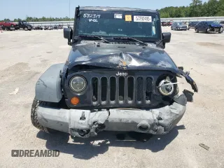 2008 Jeep Wrangler Unlimited X z VIN 1J4GA391X8L532319, wystawiony jako Copart lot #57292495 z przebiegiem Nie podano mil oraz Szkoda całkowita • Salvage title. Historia ofert i sprzedaży dostępna na DreamBid. Obrazek 5.