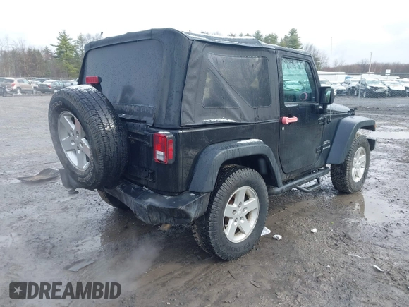 2017 Jeep Wrangler Sport z VIN 1C4GJWAG1HL502374, wystawiony jako IAAI lot #41938257 z przebiegiem 95 469 mil mil oraz . Historia ofert i sprzedaży dostępna na DreamBid. Obrazek 4.