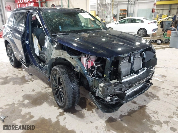 2023 Toyota Highlander L with VIN 5TDKDRBH5PS513594, listed as a IAAI auction lot 41567545 with 31,017 mi miles. Bid and sale history available at carsss.com. Image 6.